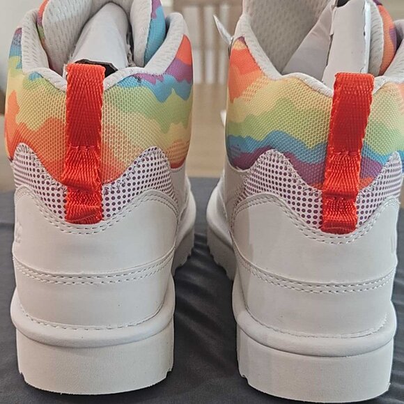 NIB UGG Women's Sz 7 Highland Hi Top Cali Collage Rainbow Sneakers - Limited - Picture 10 of 16